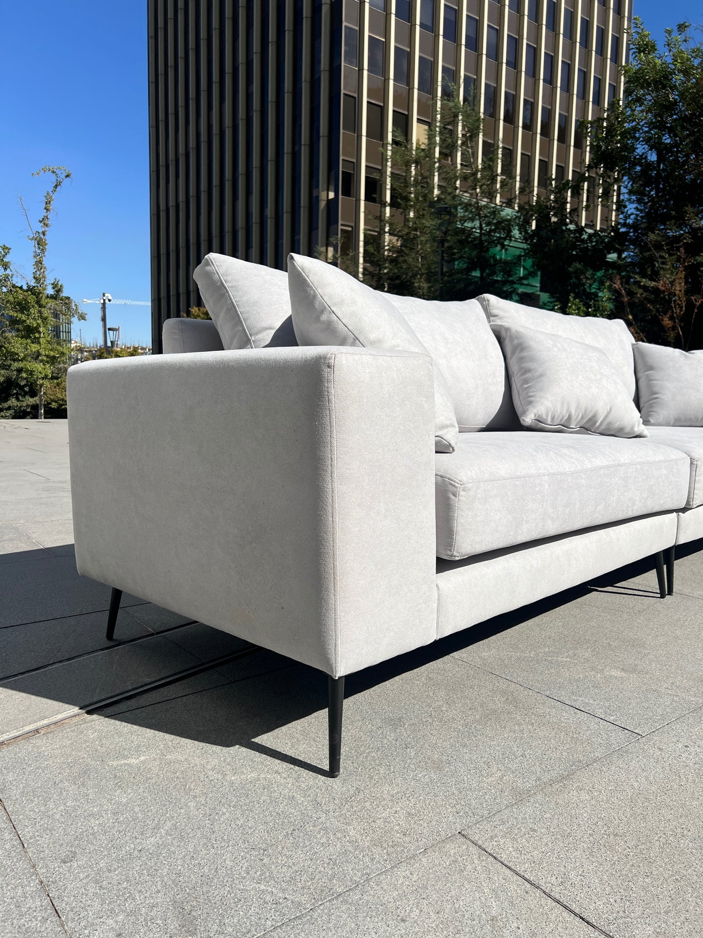 ATENEA LINEAL | VELVET DRESDE FABRICS