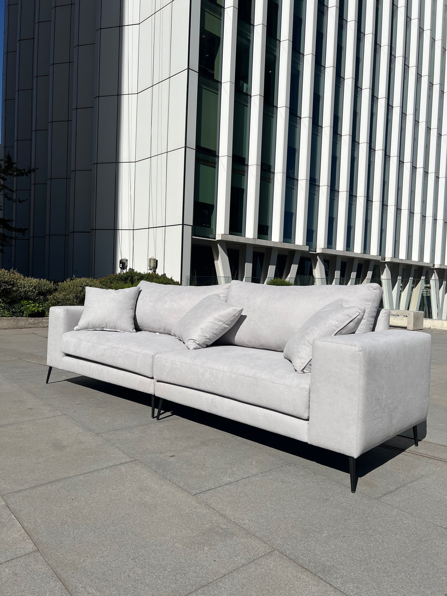ATENEA LINEAL | VELVET DRESDE FABRICS